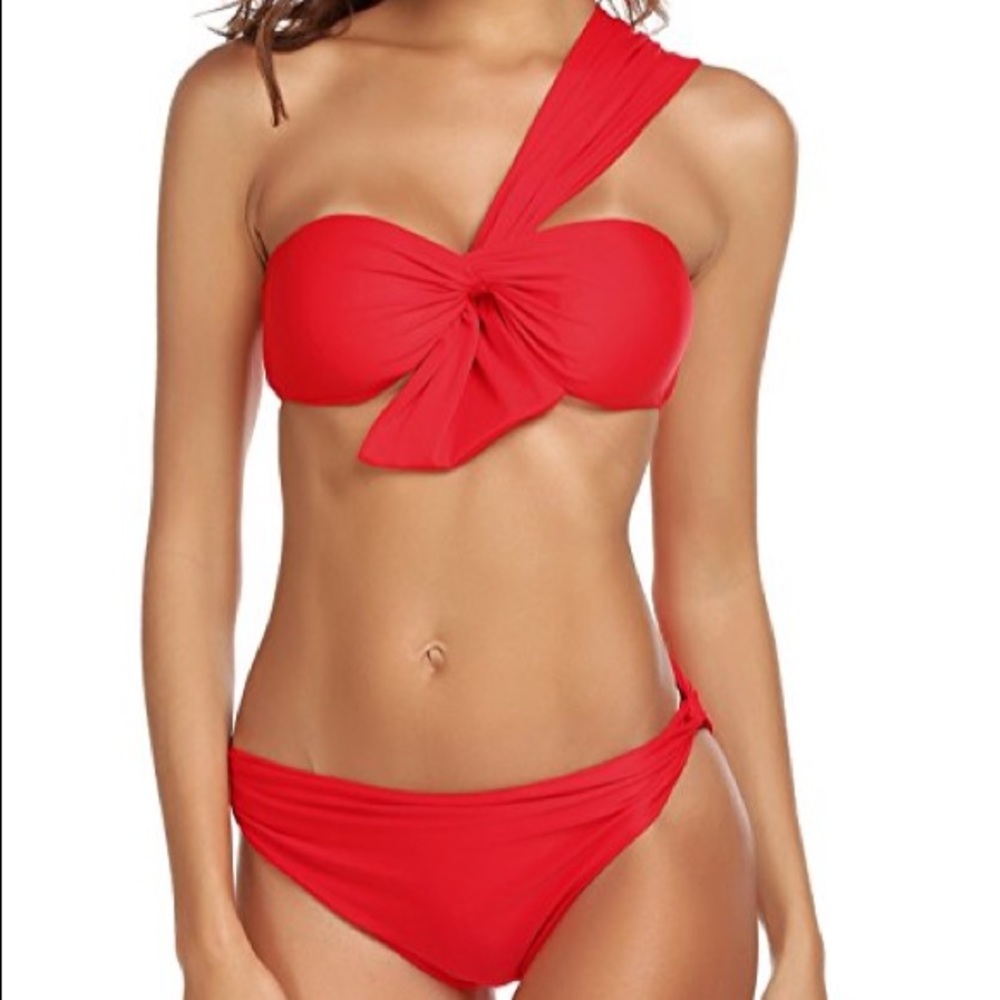 Trendy One shoulder red bow bikini NWT Sz M
